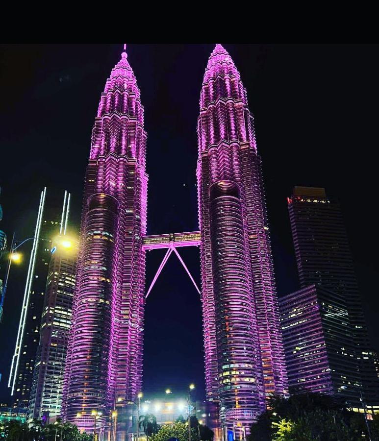 Calm Sojourn, Sky Suites Klcc Kuala Lumpur Exterior foto